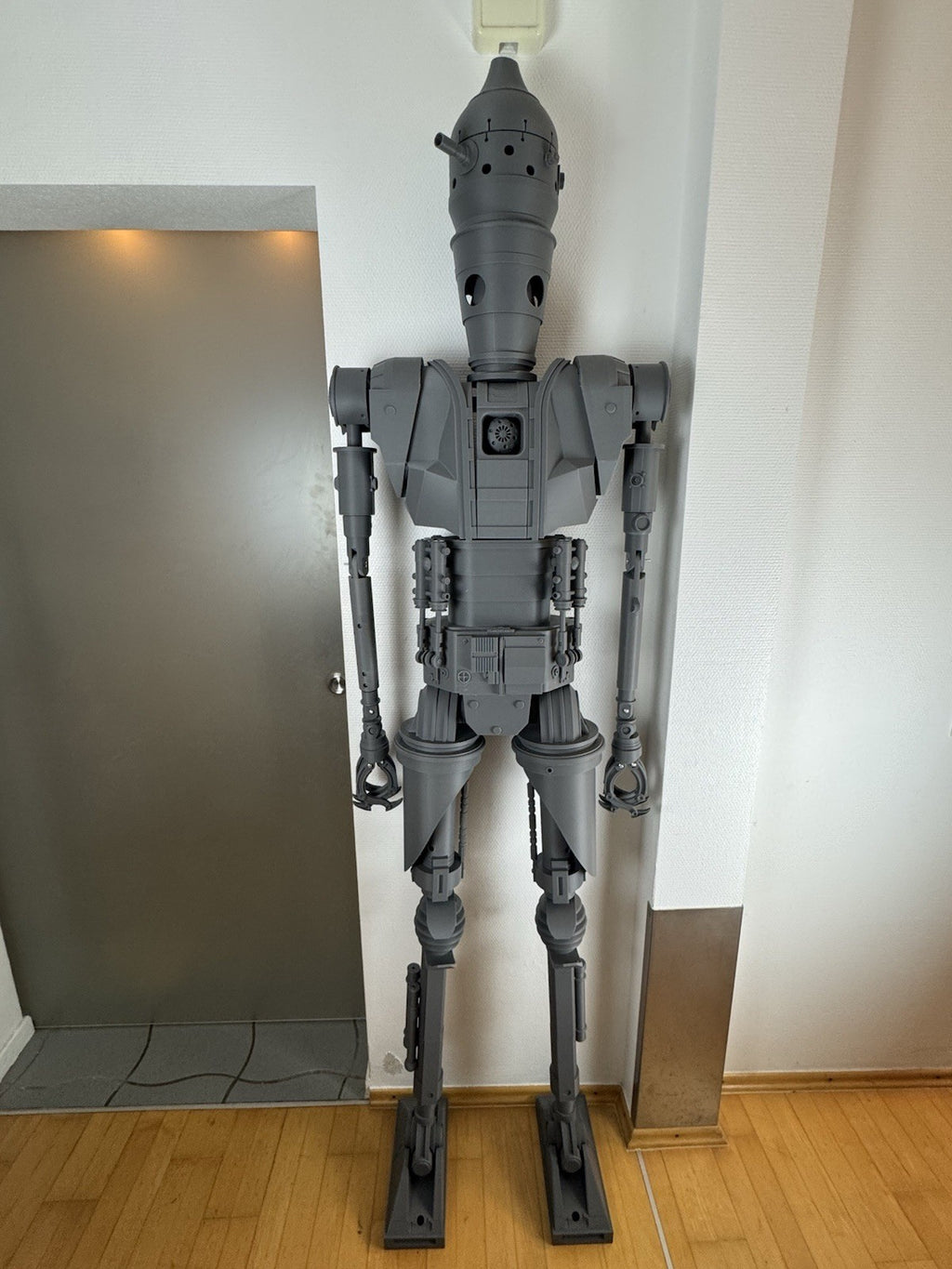 IG-11 Droide Star Wars Life Size (2,11m) | 3D Druck Cosplay / Display Prop DIY1